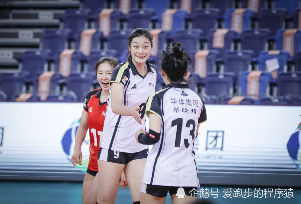 接下来还有蒙扎中场佩西纳（1051次）、那不勒斯边后卫迪洛伦佐（1041次），而国米另一名中场巴雷拉以976次成功传球排在第五位。